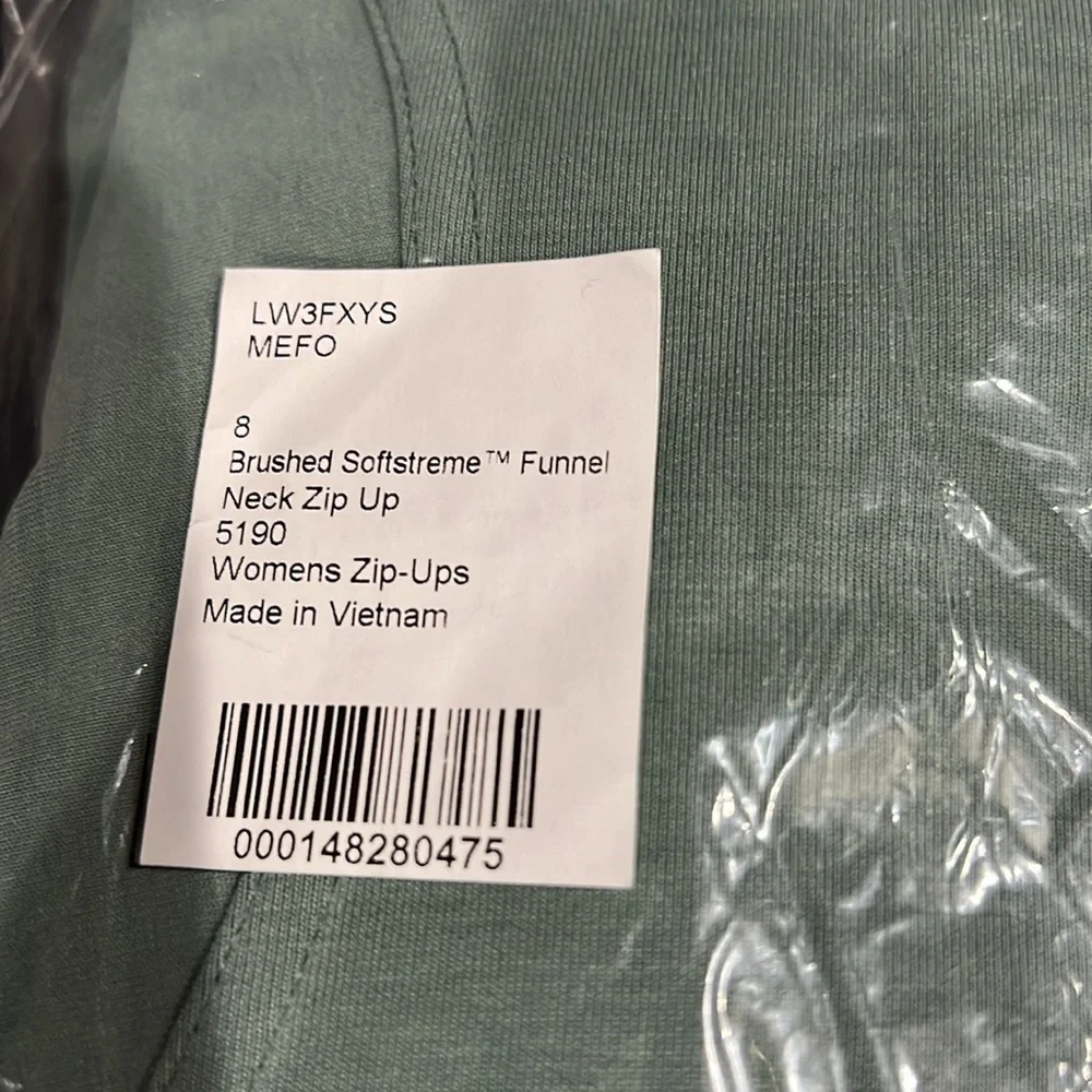 Lululemon brushed softstreme funnel neck zip up size 8 medium forest - Picture 7 of 8